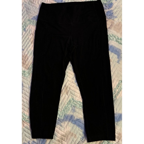 Yogalicious Lux Women's Black Cropped Premium Yoga Leggings, Large - Picture 1 of 5